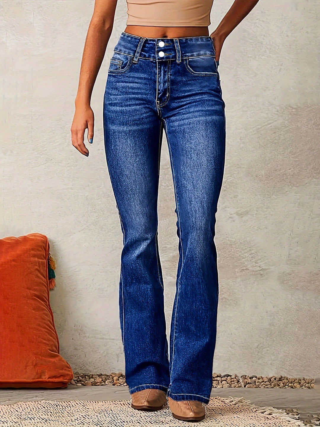 Amelia™ High-Flared Jeans